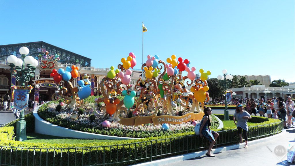 Tokyo_Disney-land